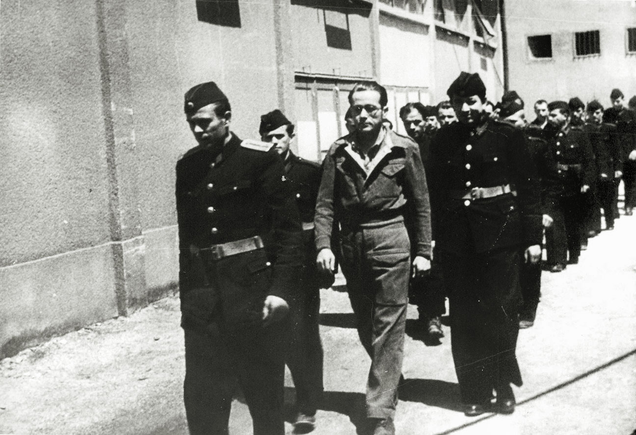 Ljubo Miloš na putu prema sudnici